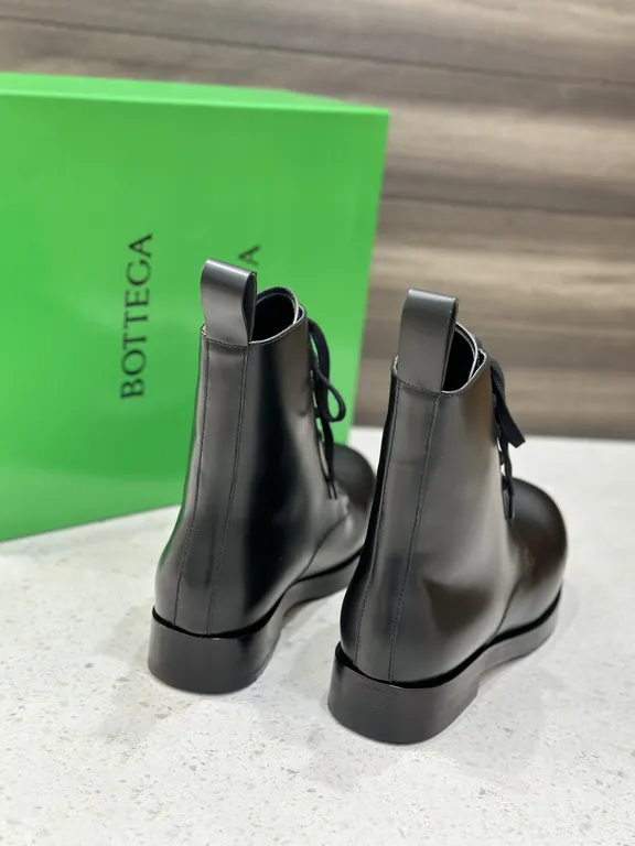 Bottega Veneta Shoe 